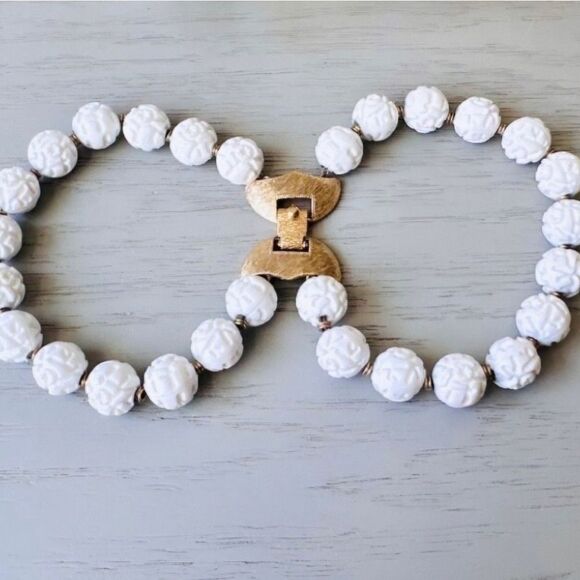 VINTAGE 1960 ESTATE SIGNED MONET FLORAL BEAD DOUBLE STRAND 8" - Picture 7 of 15